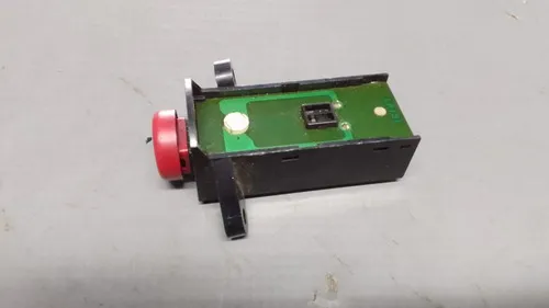 Comando Botão Alerta Mazda Mx-3 1992 1993 1994 1996  24747