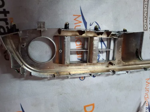 Moldura Telas Vidro Porta Diant Le Ford Focus 08/13 29425 Prata