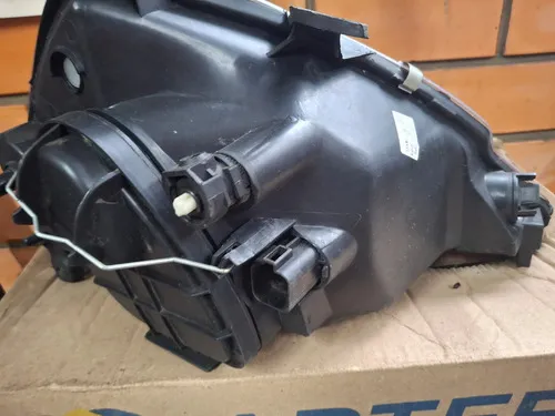 Farol Ford Ka 1997 /2001  Le Ambar Arteb