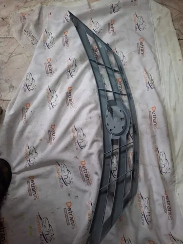 Grade Radiador Etios 2010/2016 Cinza