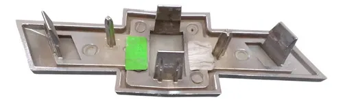 Emblema Dianteiro Chevrolet Ônix Prisma 2013/2019 30707 Dourado