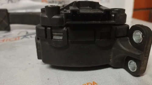 Pedal Acelerador Vw Gol Voyage Sav G5/g8 6qe721503d 16892