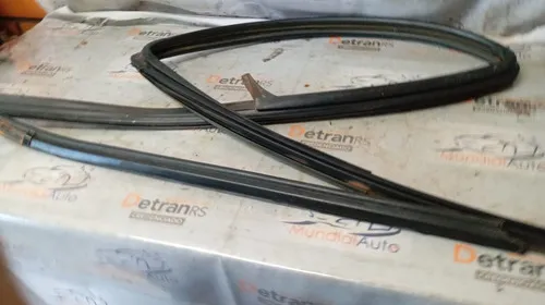 Pestana + Guarnicao Porta Traseira Direita Hilux 2005/..