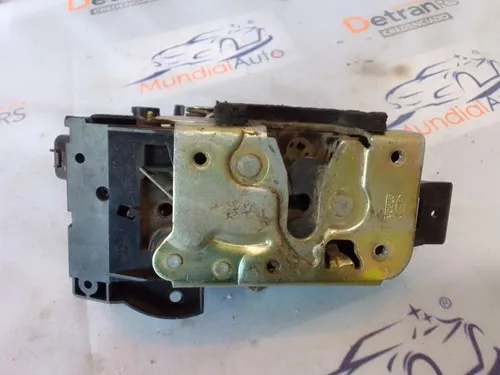 Fechadura Traseira Direita Ford Focus 2s4aa26412bb 8063