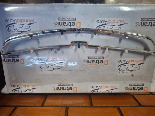 Moldura Grade Dianteira Celta Prisma 12 / 15 Inferior