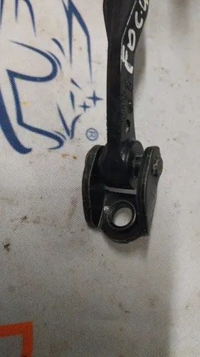 Limitador De Porta Ford Focus 2016 Dd 13985-00356
