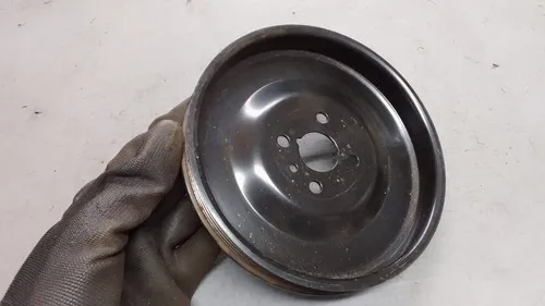Polia Da Bomba D'água Hyundai I30 2.0 16v 08/12 30332