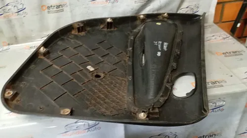 Forro Porta Traseiro Direito Peugeot 206 207 2002 / 08 26351