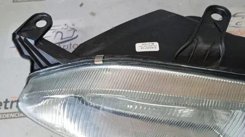 Farol Le Palio Strada Siena 1996 97 98 99 Fiat Arteb 26424
