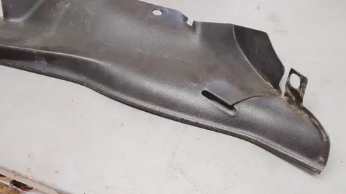 Acabamento Traseiro Direito Banco Lateral Golf Mk3 18479 Preto