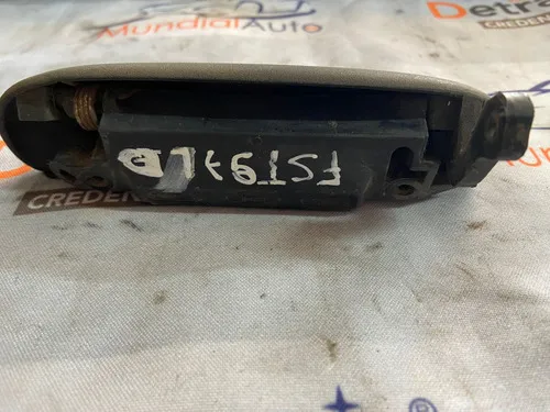 Maçaneta Interna Diant Direita Ford Fiesta 97 18081