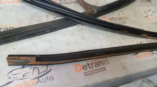 Pestana + Guarnicao Porta Traseira Direita Hilux 2005/..