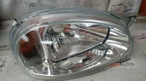 Farol Corsa 94/02 Classic 96 A 2009 Carc Cinza Ld  26457