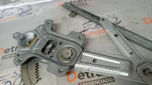 Maquina Vidro D E Lancer 11/18 5713a085  S/ Motor 26611