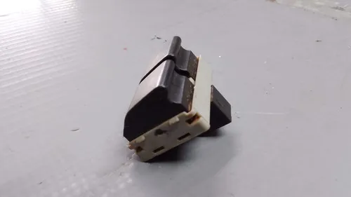 Botão Vidro Elétrico Fox Crossfox Spacefox 2 Estágios 24686