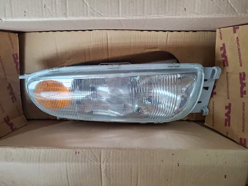 Farol Fiesta Courier 96 A 99 Duplo Cromado Pisca Cromado Tyc