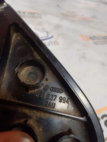 Moldura Interna Retrovisor L- D Santana 84/91 13894 Cd20b