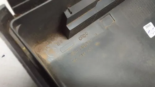 Tampa Caixa Fusível Peugeot 206 2002... 30002