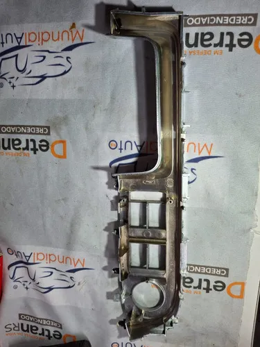 Moldura Telas Vidro Porta Diant Le Ford Focus 08/13 29425 Prata