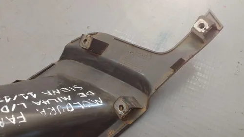 Moldura Farol De Milha Lado Direito Fiat Siena 11/17  20353 Cinza-escuro Direito