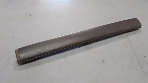 Moldura Central Parachoque Gol G3 99/05 30113 Preto