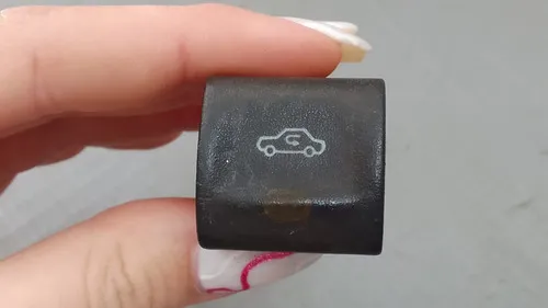 Interruptor Recirculador De Ar Vectra 97 Á 99 Original 24812 Preto