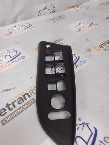 Moldura Botão Vidro Elétrico De Honda Fit City 14/19 13476