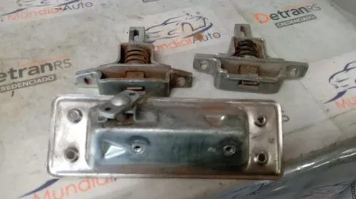 Maçaneta Fechaduras Tp Traseira Caçamba F1000 1972/92 26732
