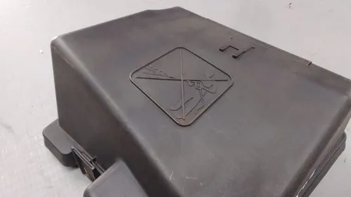 Tampa Caixa Fusível Peugeot 206 2002... 30002