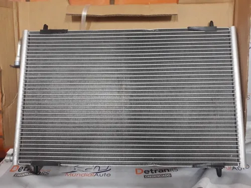 Condensador Citroen C3 2003 ...  / Peugeot 208 / 2008  3406
