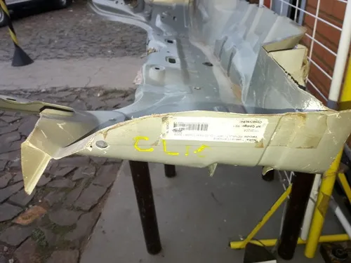 Painel Traseiro Saia Traseira Renault Clio Sedan