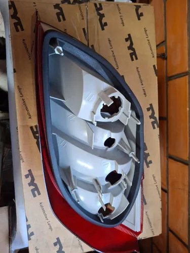 Lanterna Traseira Lado Dir. Tyc 11b763016b Ford Ka 02/07