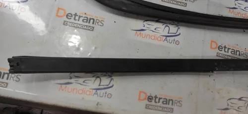 Borracha Pestana Traseira Esquerda Sandero Logan 15/.. 21841