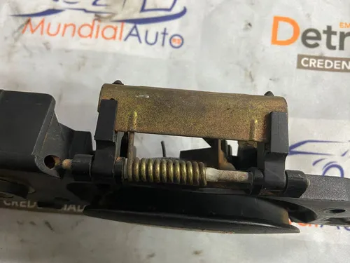 Macaneta Externa Porta Dianteira Direita Mondeo 94/96 18077