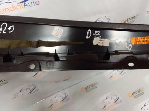 Moldura Coluna Porta Diant Esq Fiat Toro 1002185680 11528