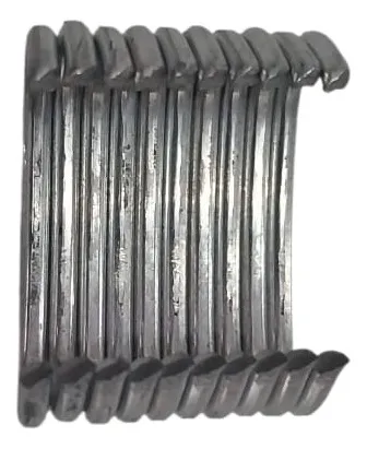 Grampo Trava Capa Banco Celta/s10/blazer/vectra 93258452 Prateado