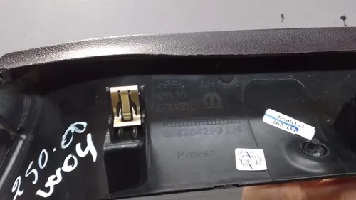 Tampão Suporte Pino Bagagito Esquerdo Compass 20... 17467