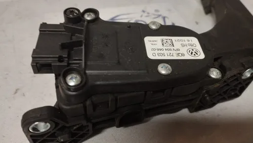 Pedal Acelerador Vw Gol Voyage Sav G5/g8 6qe721503d 16892