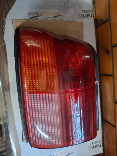 Lanterna Traseira Escort Zetec Hatch 1997 A 2002 Esquerda Esquerdo/motorista Tricolor