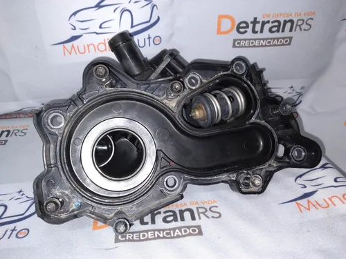 Carcaça Válvula Termostatica Bomba D Água Vw Up 04e121121h
