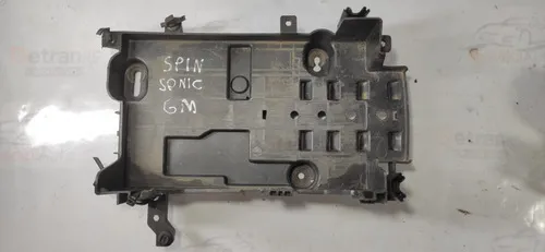 Suporte Caixa Bateria Gm Sonic 12/14 95933269 - 21030