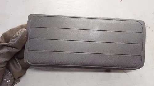 Grade Farol De Milha Direito Santana 91/97 30321 Preto Direito