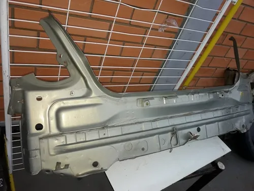 Painel Traseiro Saia Traseira Renault Clio Sedan