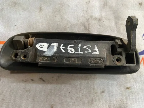Maçaneta Interna Diant Direita Ford Fiesta 97 18081