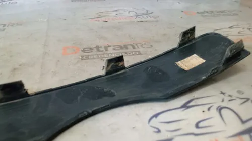 Acabamento Farol Milha L D Q3 2011 A 15 8u0807380b 26922