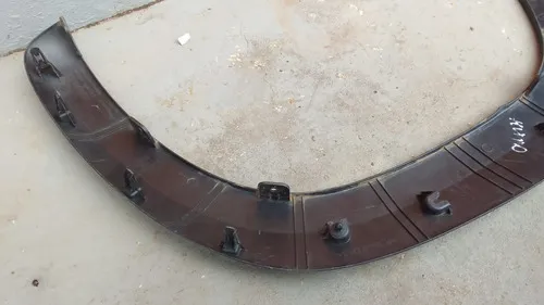 Moldura Paralama Traseiro Direito Kwid 2017... 20196