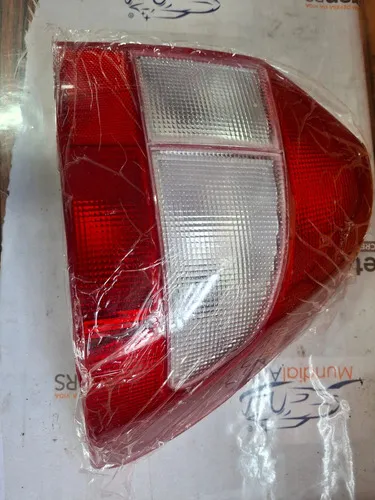 Lanterna Fiesta Sedan 2000 / 2003 Bicolor