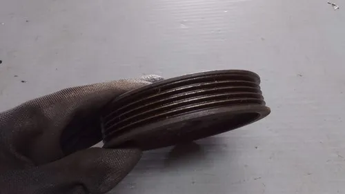 Polia Bomba D'água Fiat Uno 1.0 8v 01/2012 30301