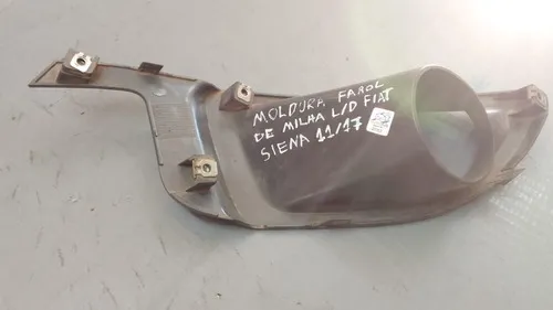 Moldura Farol De Milha Lado Direito Fiat Siena 11/17  20353 Cinza-escuro Direito