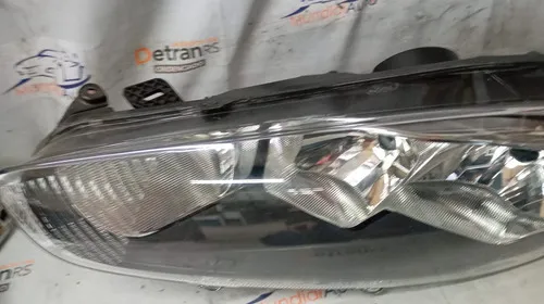 Farol New Fiesta  2014/.... Mascara Negra   26444